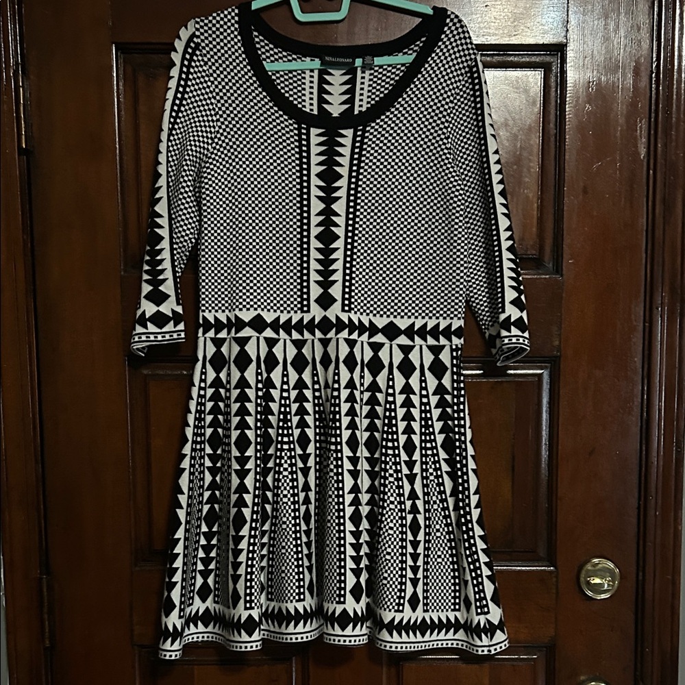 Nina Leonard Black and White Patterned Dress